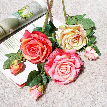 1 saišķis lielu rožu pušķi kāzām, līgavas piederumi likvidēšana, vāzes, sadzīves izstrādājumi lētu mākslīgo plastmasas ziedi