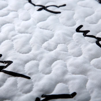 1pc Melnā un baltā mīlestības vēstuli loverly iespiesti eleganti Eiropas stepēts segas/ gultas pārklājs/sega/segas/vasaras Sega #sw