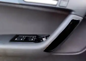 2009. - 2012. Gada Audi A3, Melns, Dekoratīvās Pilnu(Paneļa + Durvis) Nosaka Piano Black Koka Oglekļa Šķiedras