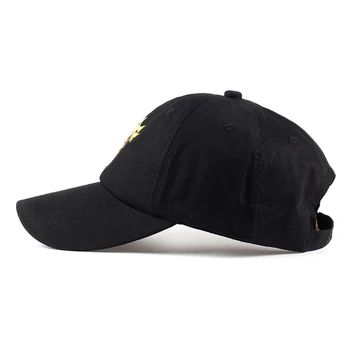 2017 Modes Tētis Cepures karstā pārdošanas unisex vates regulējams beisbola cepure ar melnu puisis valkā kroni izšuvumi beisbola cepure