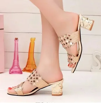 2017Hot sieviešu sandales augstas kvalitātes PU ērtas vasaras sandales sieviešu slip-uz augsta papēža modes kristāla sandalias mujer 4color