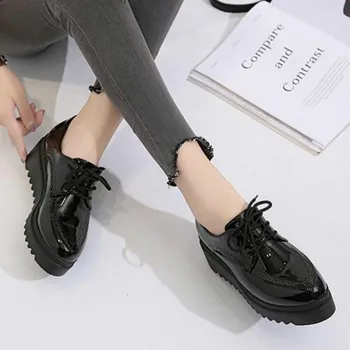 2019 Modes Sieviešu Kurpes PU āda Bieza grunts dāmas Dzīvokļi Meitenes Mežģīnes up Kārtu Pirksta Gadījuma kurpes ar platformu, melns