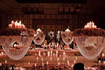 3pcs/daudz garš kristāla, akrila kāzu centrālais/kristāla kāzu kūka stāvēt/acryli ziedu statīvs/kāzu pīlāra uz ASV