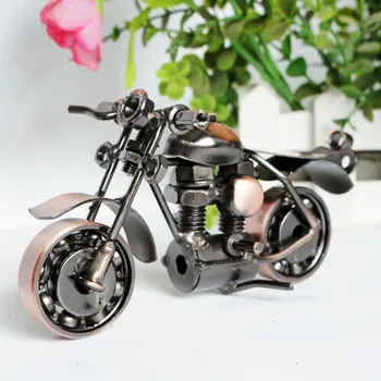 Apdare Amatniecības Miniatūras Figūriņas Simulācijas Vintage Dzelzs Metināšanas Motocikla Modeļa Rokasgrāmatu Vīriešiem Personalizētu Dāvanu Apdare