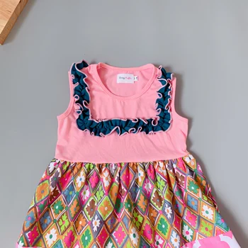 Baby girl vasaras rozā tops ar tumši zilu savirmot apkakles ģeometrijas modelis jaunākās kleitas ar divkāršas ruffles