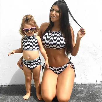 Bikini 2017 Mātes peldkostīmi Māte Meitu Peldkostīmi Sieviešu Pārsējs Peldkostīmu Beachwear Peldvietu Bikini Komplekts meitene un māte
