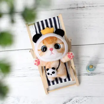 Cat Doll Ar Zemeņu Panda Vilnas Filcs, Amatniecības DIY Nav Pabeidzis Poked Uzstādīt Handcraft Komplektu Adatu Materiāla Maisiņš Pack