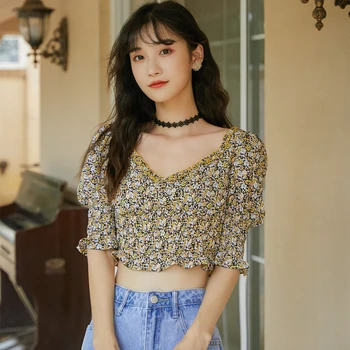 CHEERART Puff Piedurknēm Kultūraugu Top Vintage Savirmot Īsām Piedurknēm Ziedu Top V Kakla Vasaras Blūze Sievietēm korejas Modes Apģērbi