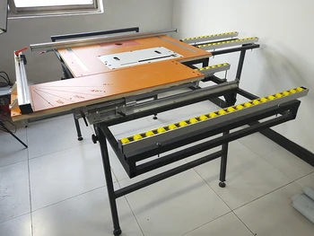 Daudzfunkcionāls push-pull stūmēju kokapstrādes galda locīšanas redzēju galda rokasgrāmata kokapstrādes maliņu aplīmēšanas iekārtas