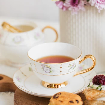 EECAMAIL Britu Sfternoon Tējas Komplekts Kafijas Tasi Uzstādīt Kaulu Ķīna Eiropas Stila Luksusa Izsmalcinātu Keramikas Kaulu Ķīna Valentīna Dāvanu
