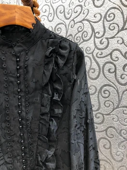 Ir 2021. Pavasara Modes Melni Krekli Augstas Kvalitātes Sieviešu Vintage Ziedu Modeļus Tunika Pogām, Garām Piedurknēm Ikdienas Blūze Sieviešu Krekls