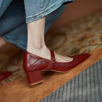 Ir 2021. Sieviešu kurpes 22-25cm Dabīgās Ādas Kvadrātveida kājām izgriezums Mary Jane kurpes Sieviešu Sūkņi, augsta papēža Kurpes Sieviešu augstpapēžu kurpes melnas kurpes