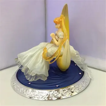 JAUNU 13cm Anime Sailor Moon Tsukino Spārniem Kūka Apdare PVC Rīcības Attēls Kolekciju Modelis Rotaļlietas Lelle Dzimšanas dienas Dāvanas meitenei