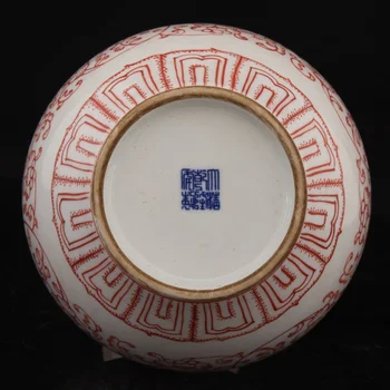Jingdezhen handpainted antīka vāze ar sarkanām filiāles glazūru un ziedi Qianlong no Qing Dynasty