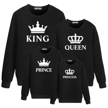 Karalis, karaliene, princis, princese ģimenes saskaņojot tērpiem t kreklu, lai tēvs, māte, dēls, meita sporta krekls māmiņa un man drēbes māsa