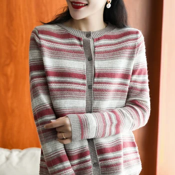 Karstā pārdošanas apaļu kakla sieviešu jaciņa zaudēt īsā svītraina adīta vilnas džemperis ērta mīksta jaka, Džemperis multicolor