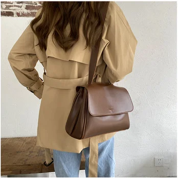 Modes sieviešu soma segtu messenger pu ādas liela pleca soma pārrobežu ķermeņa meitene vintage somiņa gadījuma tote yuiyi88g