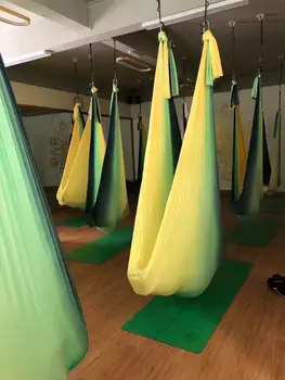 Pirms Fitnesa Ombre Aerial Yoga Guļamtīkls Auduma Gradienta Krāsas Zīdaini Neilona Zema Stiepuma Gaisa Joga 5M garš