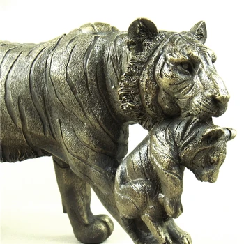 Radošā Tiger Skulptūru Roku Darbs Sveķu Tiger Cub Statuja Savvaļas Motherliness Mīlestības Mākslas Darbu, Dekoru Amatniecības Jaunums Rotājumu Klāt