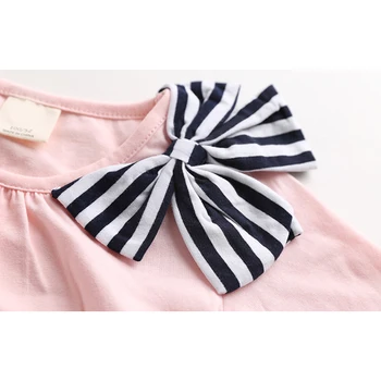 Rudens meiteņu drēbes kokvilnas ikdienas bērnu apģērbu komplekts ar garām piedurknēm t-krekli svītrainas zeķes baby kids kostīmi 3 4 5 6 7 8 gadiem