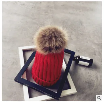 Rudens un ziemas adīts biezs un universāls modes gadījuma cepure