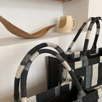Sieviešu Neilona soma tote soma Vintage Svītrainām Rāvējslēdzēju un augstas kapacitātes plecu soma, somas Euro-America style iepirkumu grozs