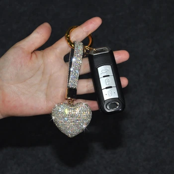 Spīdīgs Auto Keychain Sirds Formas Dāmas Dāvanu Pilna Dimanta Kristāla Patīk Sieviešu Soma Kulons Atslēgu Gredzens Interjera Aksesuāri