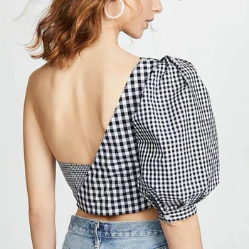 TWOTWINSTYLE Pie Pleca Krekls Sieviešu Apģērbu 2020. Gada Vasaras Blūze Streetwear Dāmas korejas Modes Apģērbu Auksti Plecu Tops