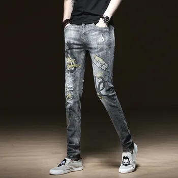 Vairumtirdzniecības 2020. gadam, Modes Vīriešu vasaras pelēkā ripped džinsi vīriešu zīmolu korejas slim kājām bikses hip hop Iespiesti gadījuma savvaļas džinsa džinsi