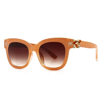 Vintage Modes Lielgabarīta Saulesbrilles Sieviešu Slavenā Luksusa Zīmola Dizaina Retro Dimanta Kvadrātveida Saules Brilles UV400 Oculos Sol Feminino