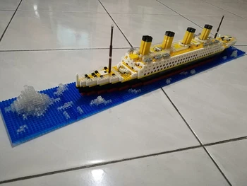 YZ 66503 Filmas Titānika Kuģa Laivu Iceverg 3D Modeli 1860pcs Mini DIY Ēkas Dimanta Mazo Blokus, Ķieģeļus Rotaļlieta Bērniem, kas nav Kaste