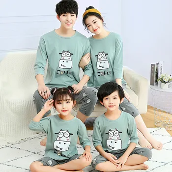 Ģimenes Izskatīties Māte Dēlu Ģimenes Atbilstošas Drēbes 2020. Gada Vasaras Homewear Māmiņa Un Man Drēbes Pieaugušo Bērnu Pidžamas Komplekti Bērnu Sleepwear