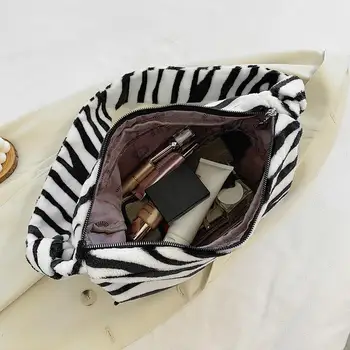 ķēdes lielu plīša rokassomu jaunu cute somas modes plecu Crossbody soma sieviešu leopards drukāt sieviešu soma Messenger bag mīksts silts